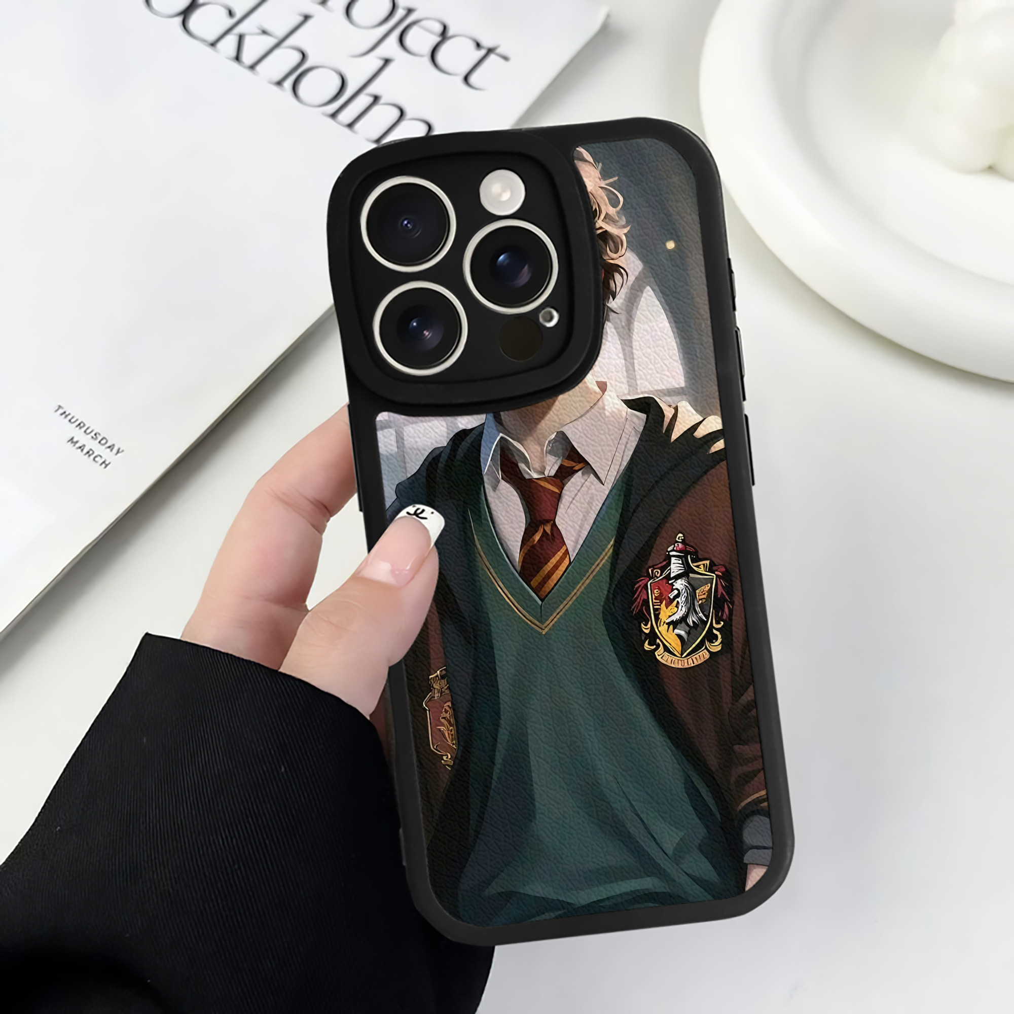 （画像用） Harry Potter ハリー・ポッターシリーズ 【iPhone 16シリーズ対応】シリコンスマホケース（レザー調） 材質：シリコン